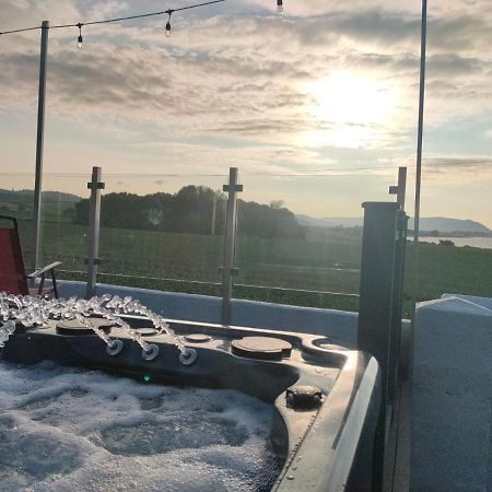 Blue Anchor House - Seaview, Hot Tub Apartments المظهر الخارجي الصورة