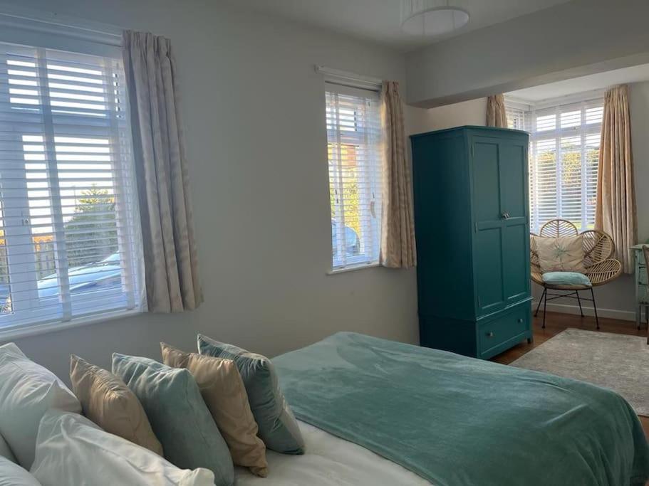 Blue Anchor House - Seaview, Hot Tub Apartments المظهر الخارجي الصورة