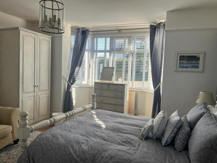 Blue Anchor House - Seaview, Hot Tub Apartments المظهر الخارجي الصورة