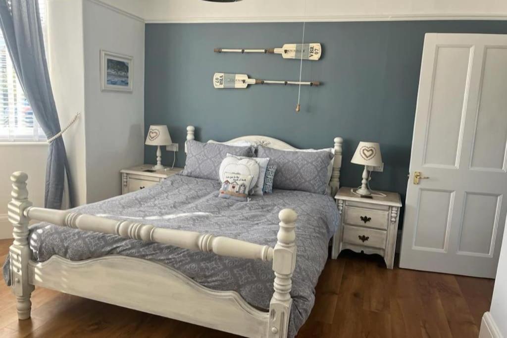 Blue Anchor House - Seaview, Hot Tub Apartments المظهر الخارجي الصورة